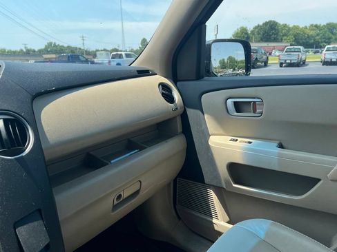 Used 2011 Honda Pilot EX-L image 18