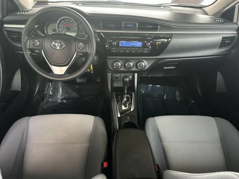 Used 2014 Toyota Corolla L FWD image 12