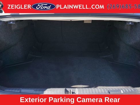 Used 2023 Subaru Legacy Premium AWD/4WD image 10