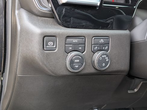 Used 2024 Chevrolet Silverado 1500 LT w/ Convenience Package II AWD/4WD image 16
