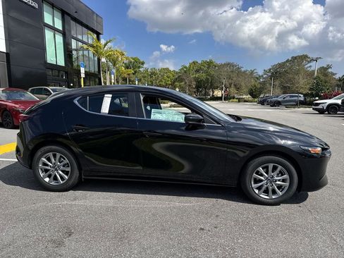New 2026 MAZDA MAZDA3 s FWD image 5