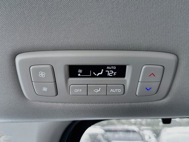 Certified 2026 Kia Carnival EX FWD image 25