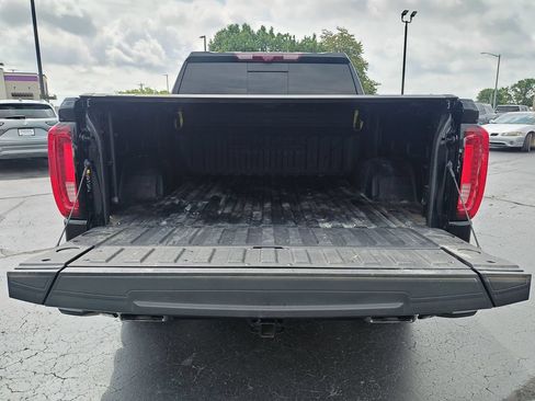 Used 2023 GMC Sierra 1500 Denali Ultimate AWD/4WD image 9