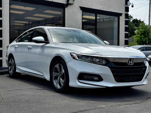 Used 2018 Honda Accord EX-L image 4