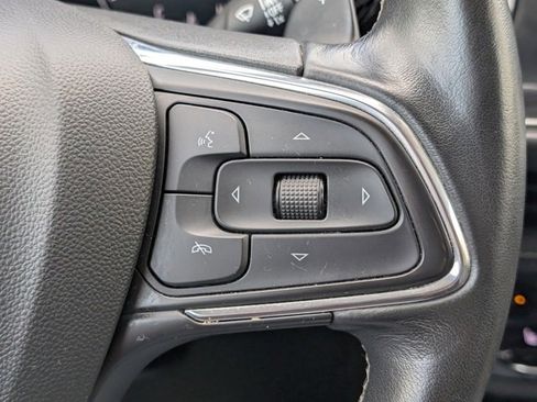 Used 2023 Buick Envision Essence w/ Sport Touring Package image 22