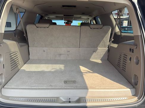Used 2016 Chevrolet Suburban LTZ AWD/4WD image 5
