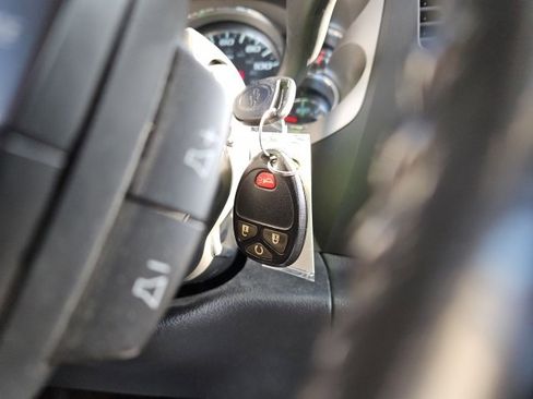 Used 2011 Chevrolet Silverado 1500 LT w/ All-Star Edition image 38