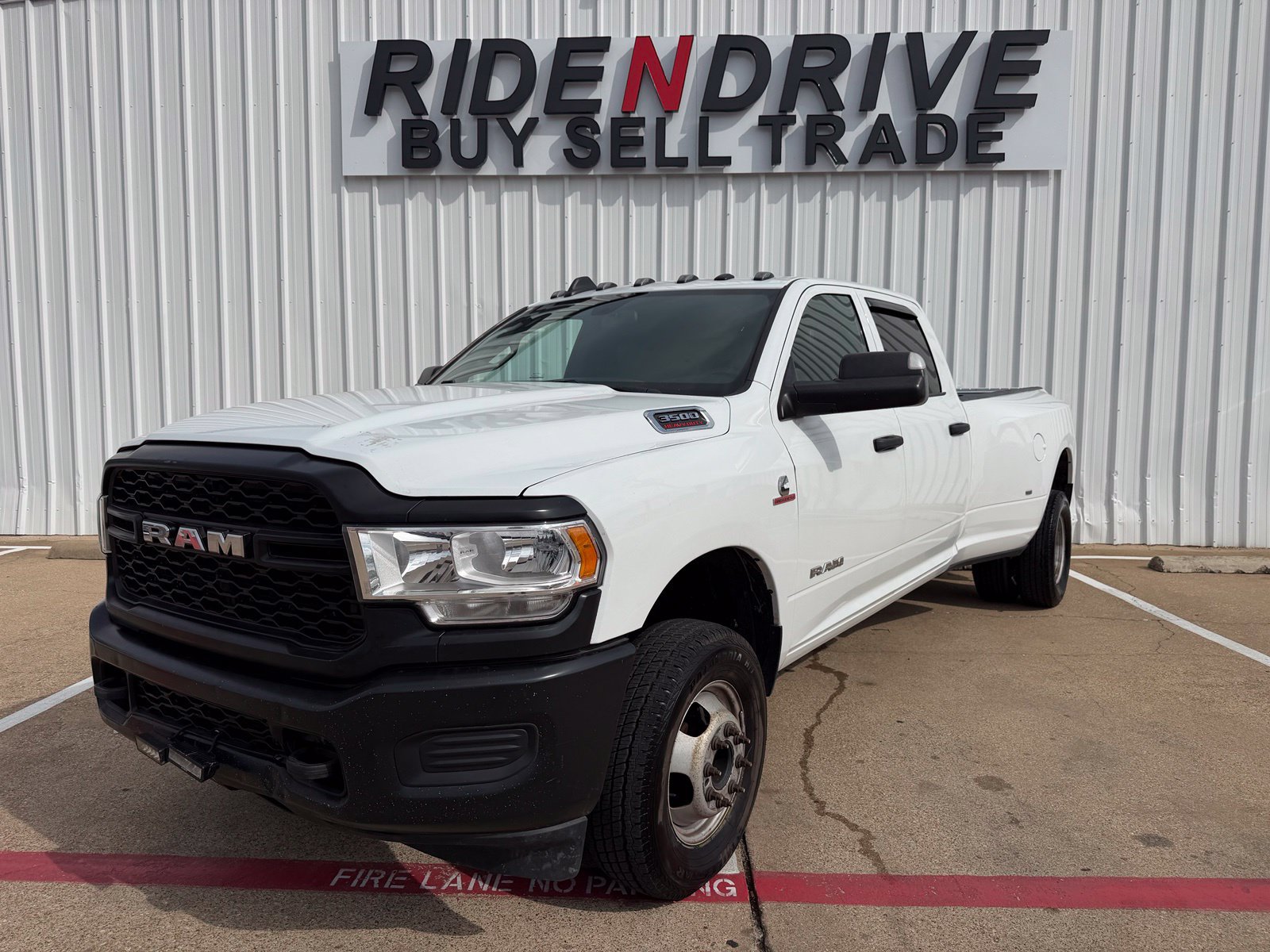 Used 2022 RAM 3500 Tradesman AWD/4WD image 1