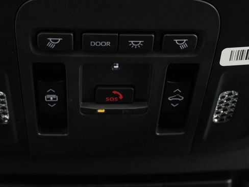 Used 2026 Toyota Camry XSE w/ Premium Package FWD image 34