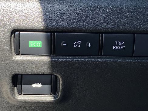 Certified 2024 Nissan Sentra S FWD image 29