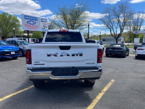 Used 2025 RAM 2500 Big Horn AWD/4WD image 6