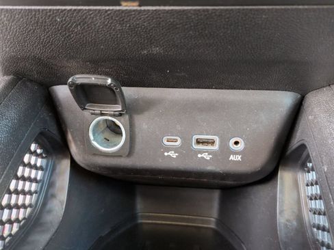 Used 2022 Chevrolet TrailBlazer RS FWD image 26