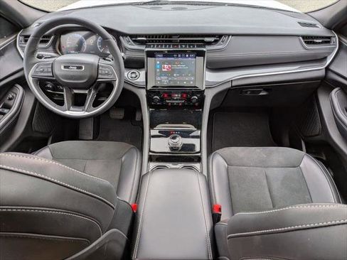 Certified 2023 Jeep Grand Cherokee Altitude AWD/4WD image 22