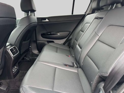 Used 2021 Kia Sportage EX AWD/4WD image 10