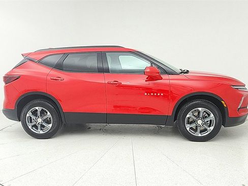 Certified 2023 Chevrolet Blazer LT w/ Convenience Package image 9