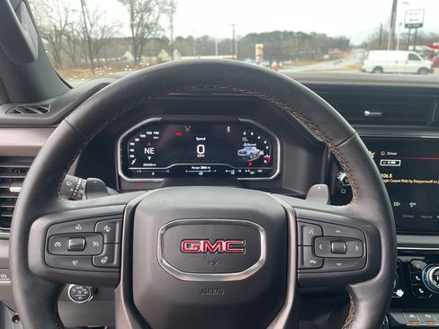 Used 2024 GMC Sierra 1500 AT4 w/ Technology Package image 24