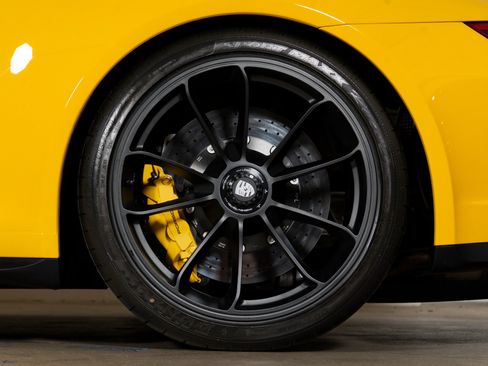 Used 2019 Porsche 911 GT3 RWD image 41