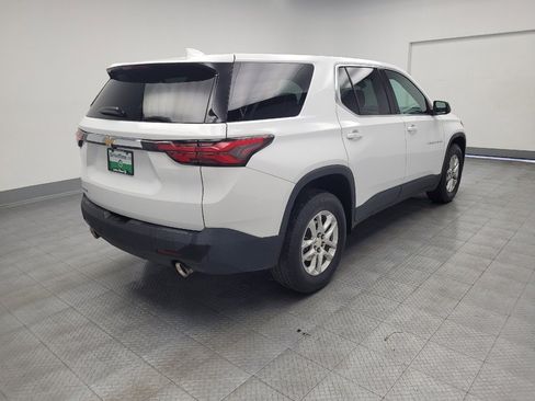 Used 2022 Chevrolet Traverse LS image 9