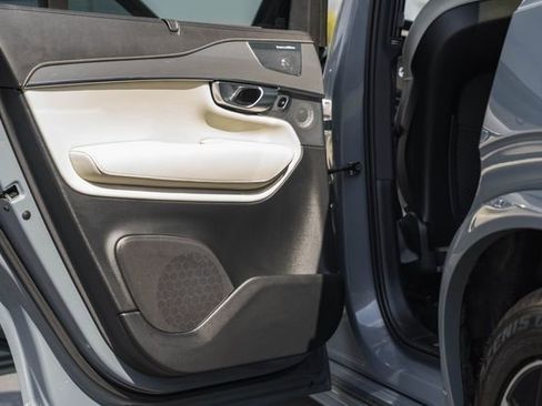 Used 2022 Volvo XC90 T8 R-Design w/ Advanced Package image 35