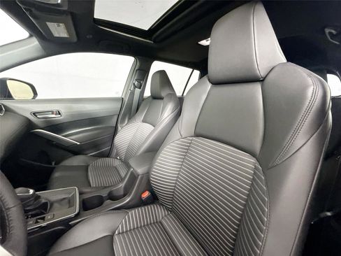 Certified 2026 Toyota Corolla Cross AWD Hybrid w/ Convenience Package image 6