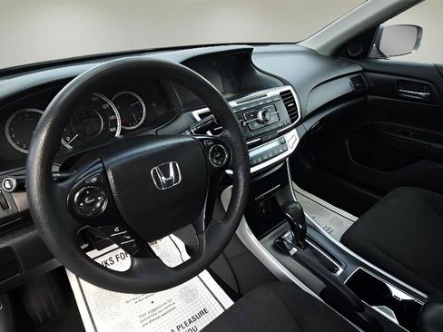 Used 2015 Honda Accord EX image 10