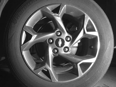 Used 2025 Chevrolet Trax LT FWD image 14