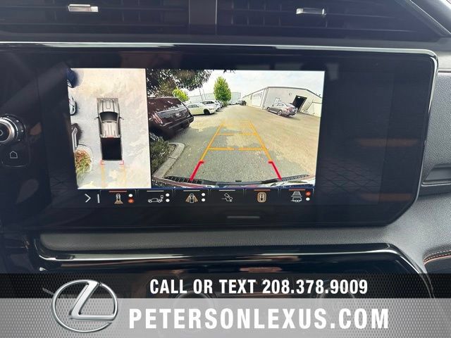 Used 2025 GMC Sierra 3500 AT4 w/ AT4 Premium Plus Package AWD/4WD image 19