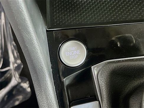 Used 2024 Volkswagen Taos S image 18