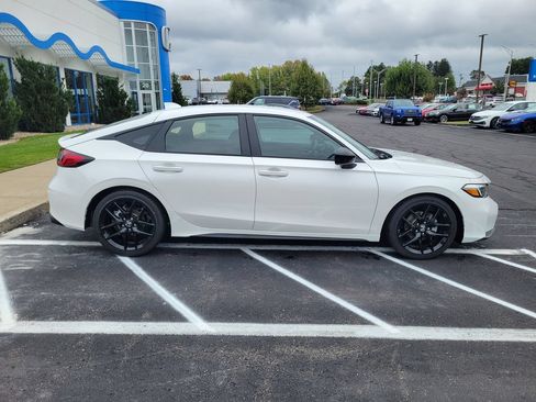 New 2026 Honda Civic Sport image 2