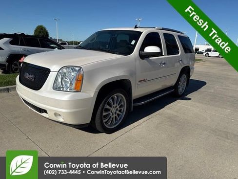 Used 2013 GMC Yukon Denali AWD/4WD image 8