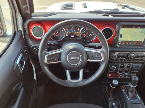 Used 2019 Jeep Wrangler Unlimited Rubicon image 16