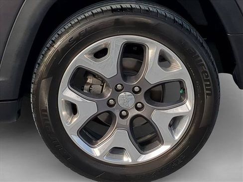 Used 2021 Jeep Compass Limited FWD image 20