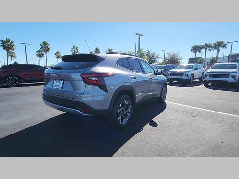 New 2026 Chevrolet Trax LT w/ Driver Confidence Package image 22