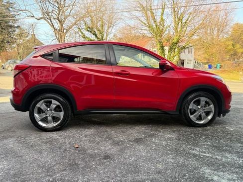 Used 2016 Honda HR-V EX image 6