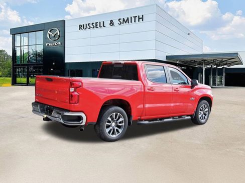 Used 2020 Chevrolet Silverado 1500 LT w/ Texas Edition RWD image 4