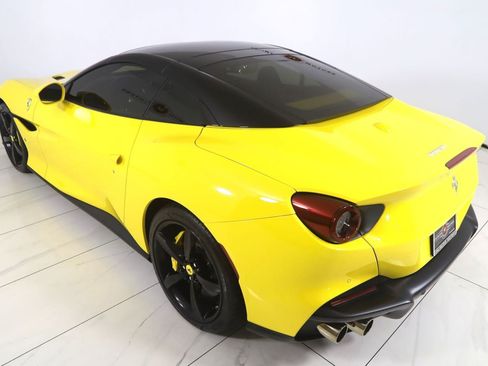 Used 2022 Ferrari Portofino M RWD image 36