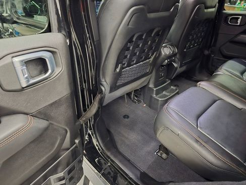 Used 2023 Jeep Wrangler Unlimited Rubicon 392 image 34