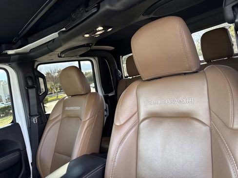 Used 2020 Jeep Gladiator Rubicon image 21