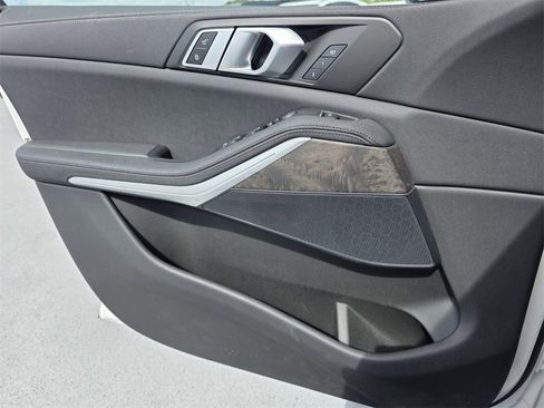 Used 2021 BMW X5 xDrive40i w/ Premium Package 2 image 20