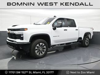 Used 2025 Chevrolet Silverado 2500 Custom w/ Custom Value Package AWD/4WD video 1