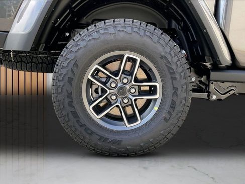 New 2026 Jeep Gladiator Mojave w/ Safety Group AWD/4WD image 34