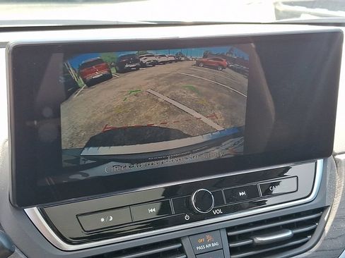 Certified 2023 Nissan Altima 2.5 SV w/ SV Premium Package FWD image 21