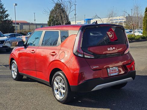 Used 2024 Kia Soul LX w/ Option Group 015 image 7