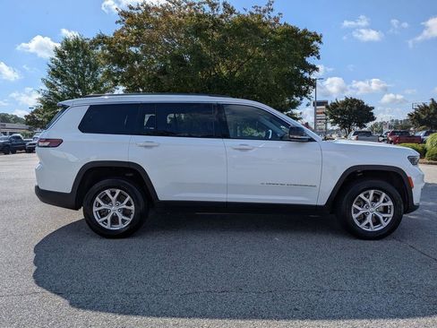 Used 2021 Jeep Grand Cherokee L Limited AWD/4WD image 9