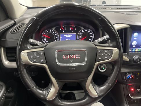 Used 2019 GMC Terrain Denali w/ GMC Pro Grade Package AWD/4WD image 30