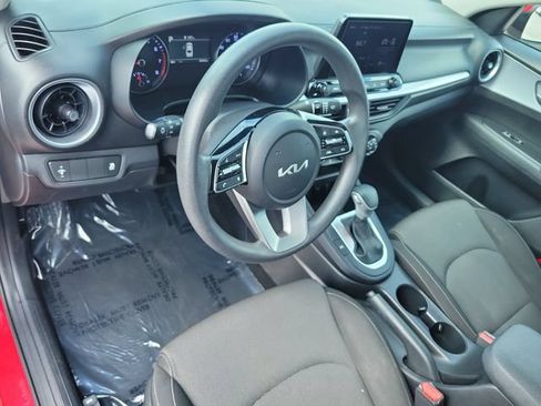 Used 2024 Kia Forte LXS FWD image 19