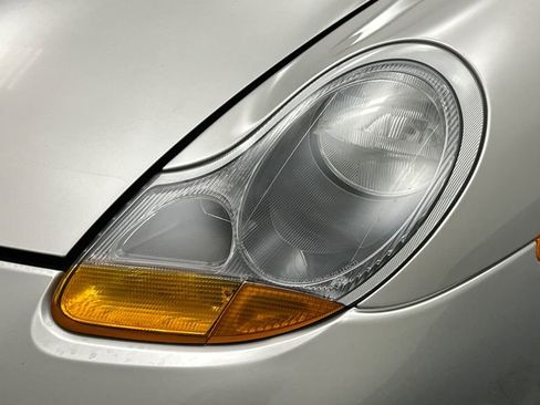 Used 2000 Porsche Boxster image 24