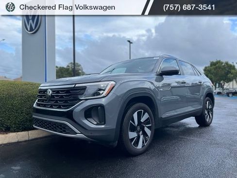 Used 2025 Volkswagen Atlas Cross Sport SEL AWD/4WD image 1