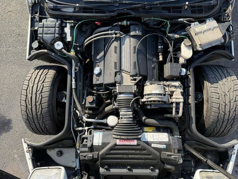 Used 1996 Chevrolet Corvette Coupe RWD image 24