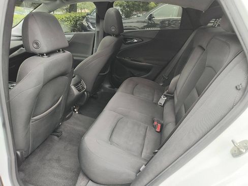 Used 2021 Chevrolet Malibu LT FWD image 31